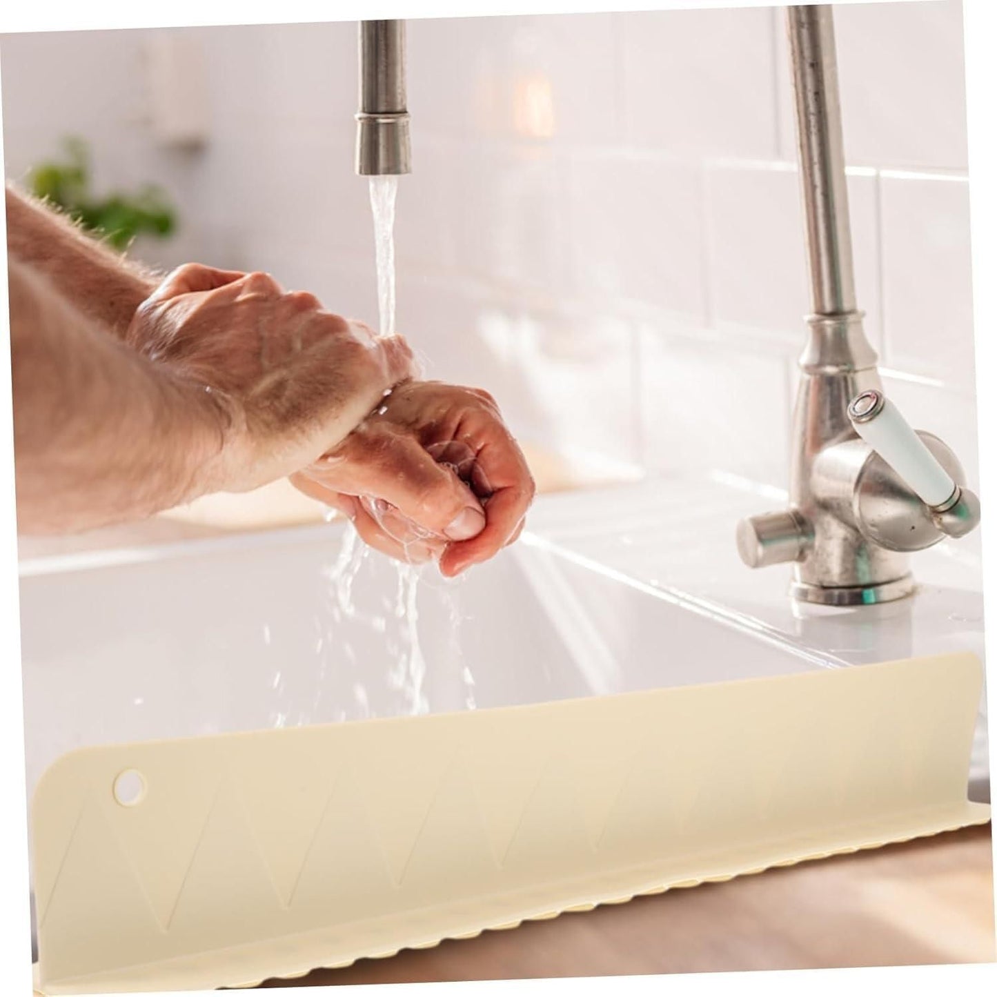 Splash Guard for Kitchen Sink & Countertop